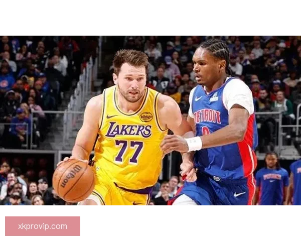 湖人遭活塞双杀无缘十连胜东契奇空砍32分詹姆斯带伤接近三双
